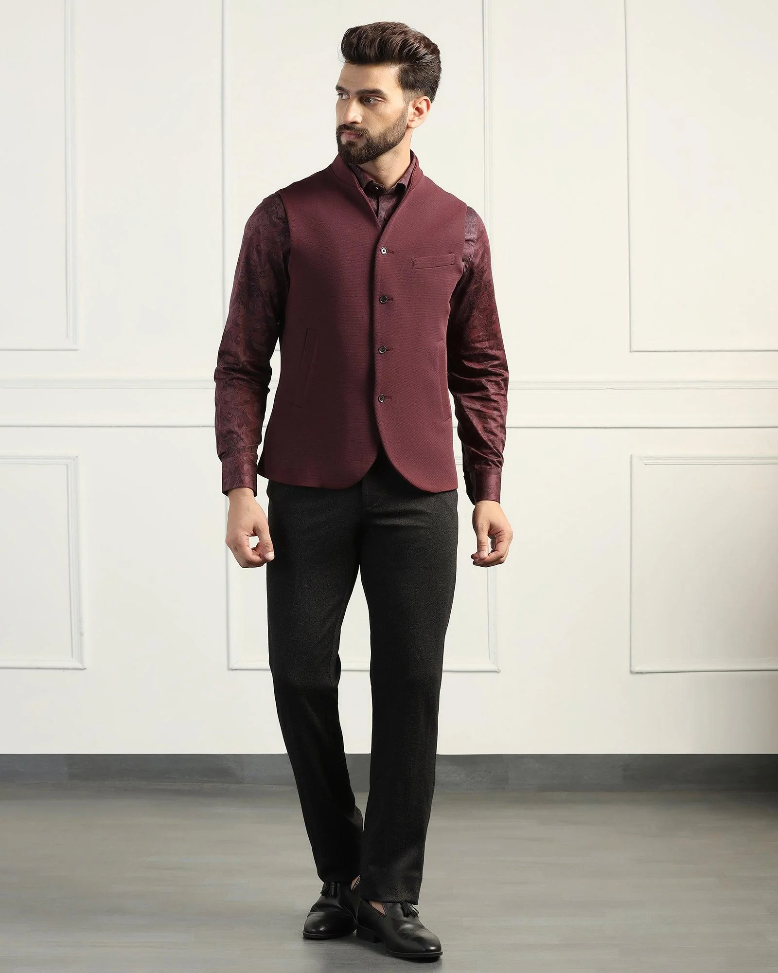 Bandhgala Formal Maroon Textured Waistcoat - Sail - Image 3