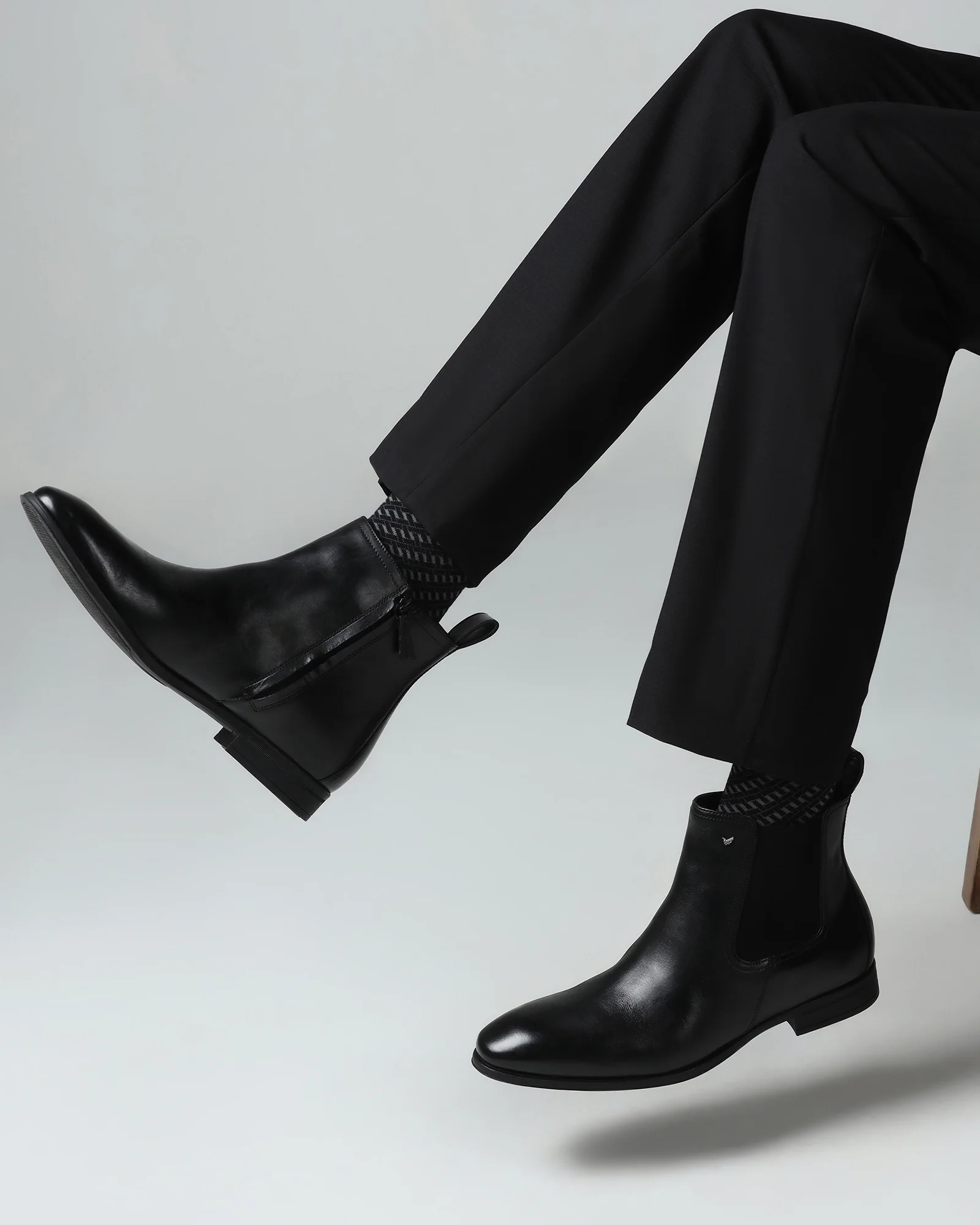Black Leather Boots With Zipper - Wrayy - Image 7