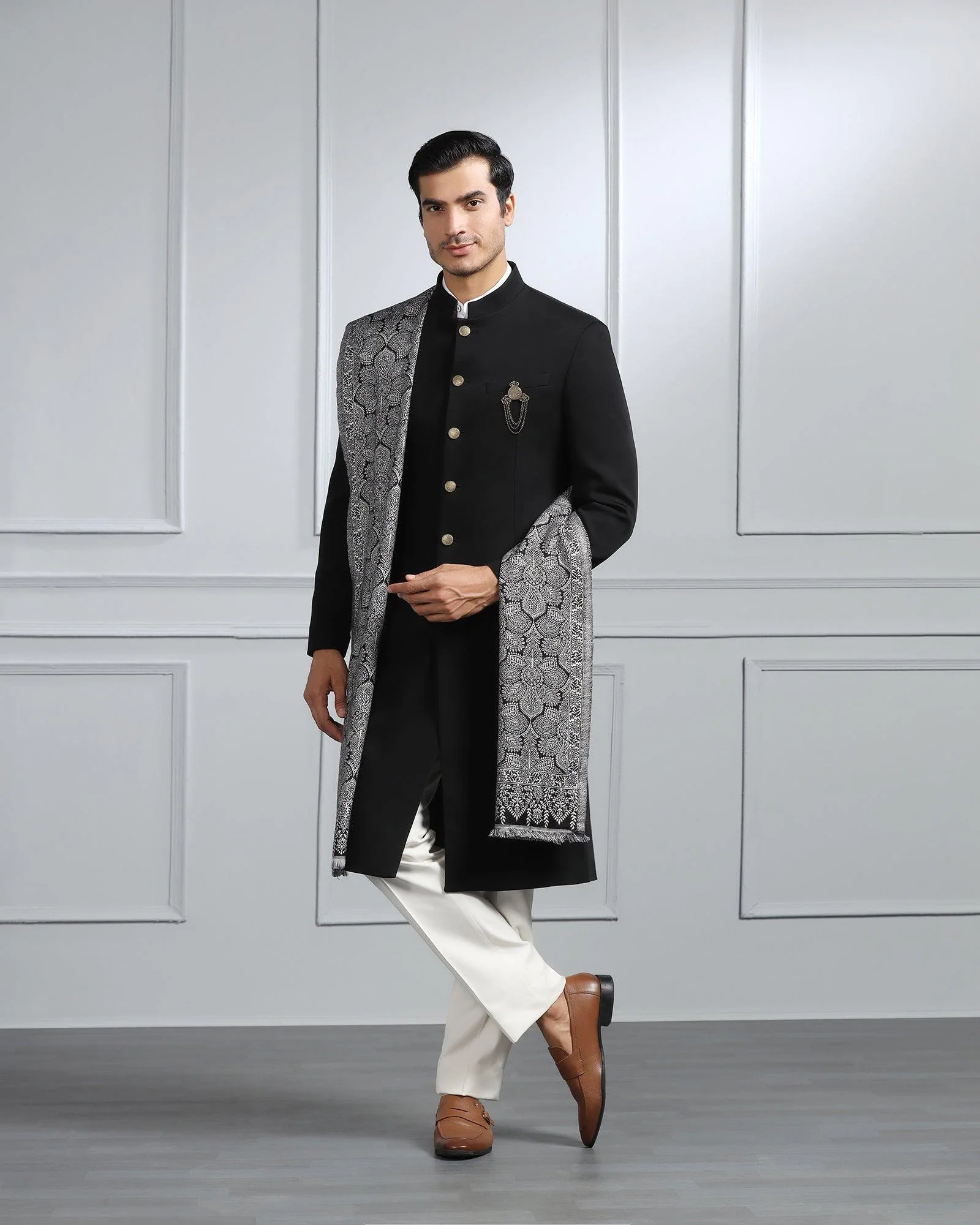 Black Swarn Solid Achkan Set - Dagaris