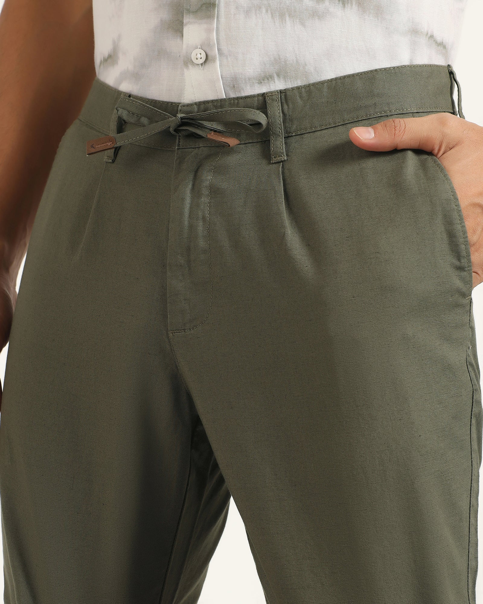 Linen Casual Olive Solid Shorts - Kat - Image 4