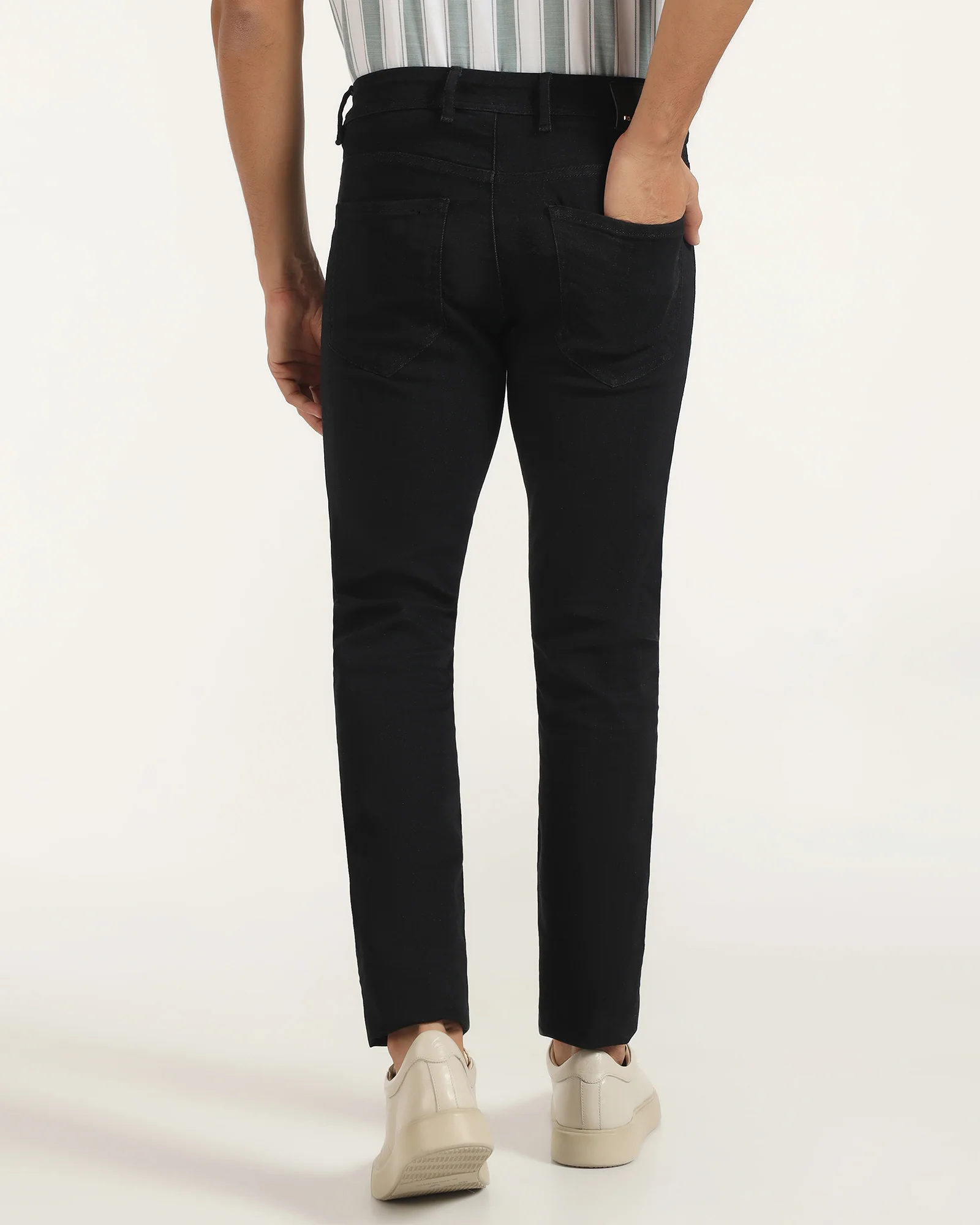 Luxe Slim Yonk Fit Black Jeans - Zephyr - Image 2