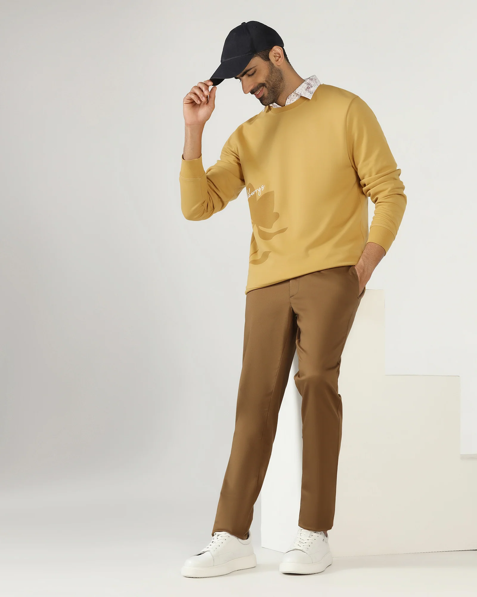 Mustard Crew Neck Solid Sweatshirt - Eve - Image 5