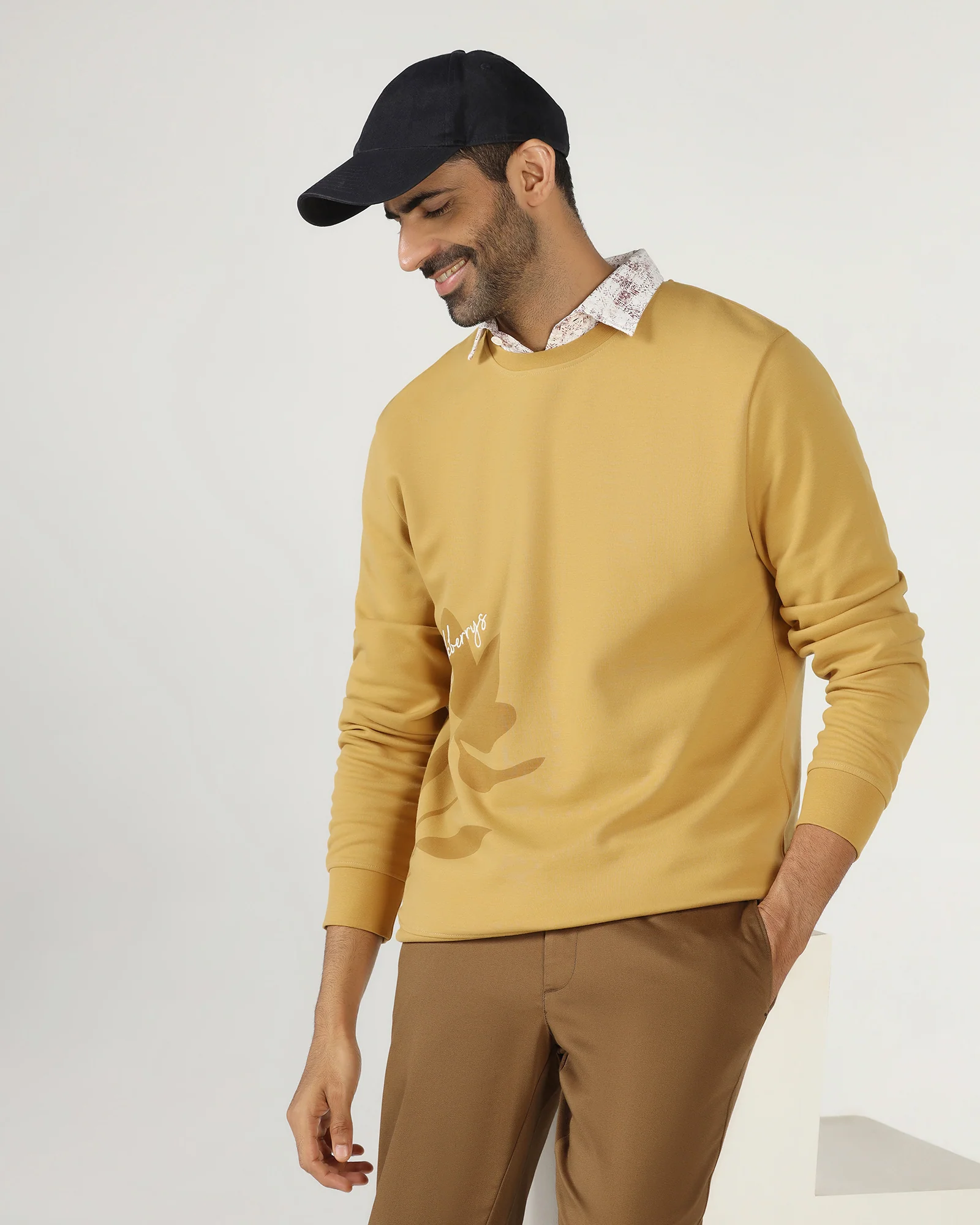 Mustard Crew Neck Solid Sweatshirt - Eve - Image 6