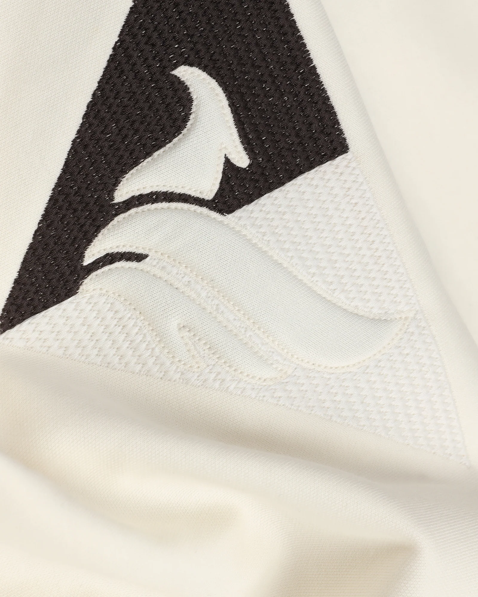 Off White Crew Neck Solid Sweatshirt - Bling - Image 4