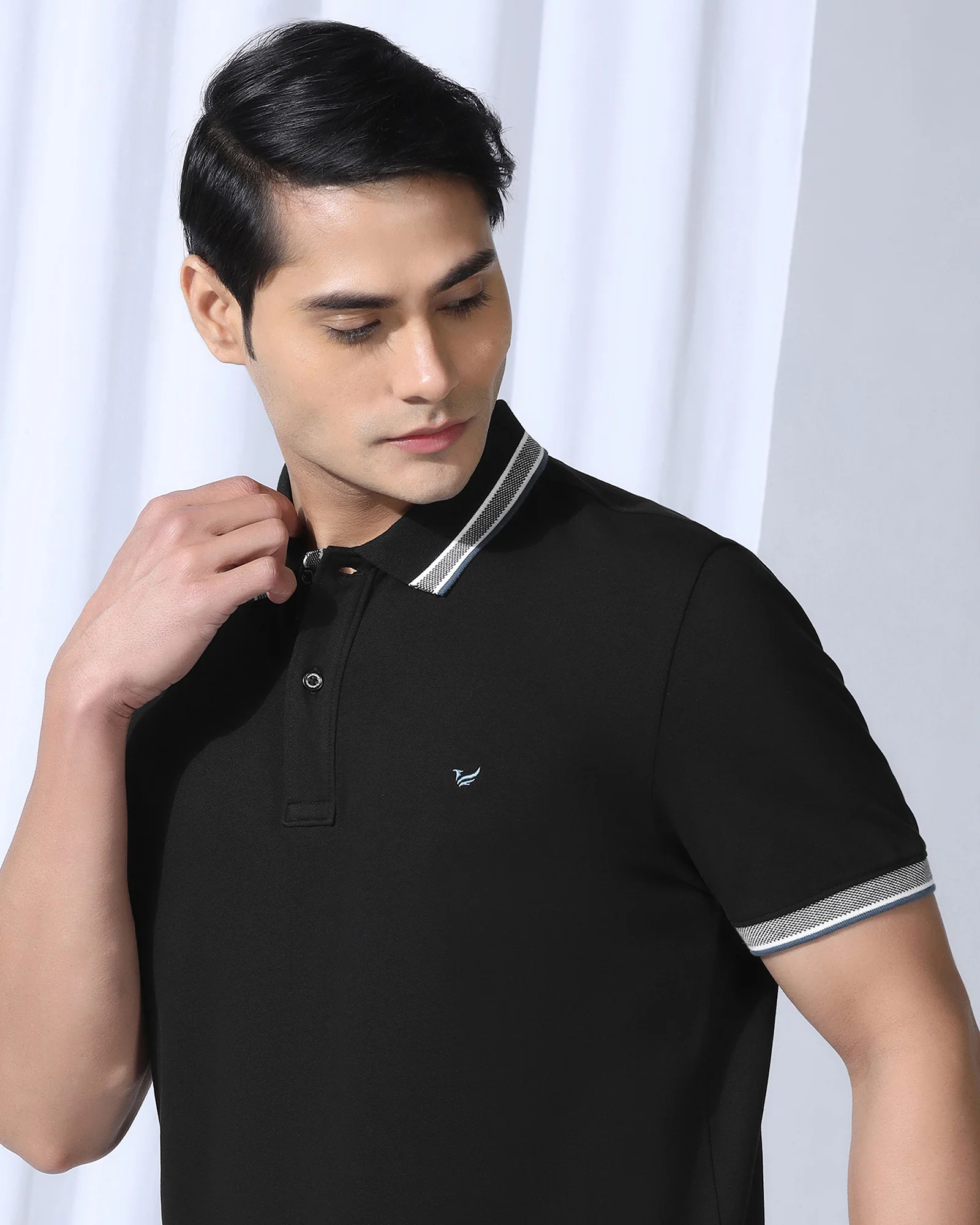 Polo Black Solid T-Shirt - Taurus - Image 4