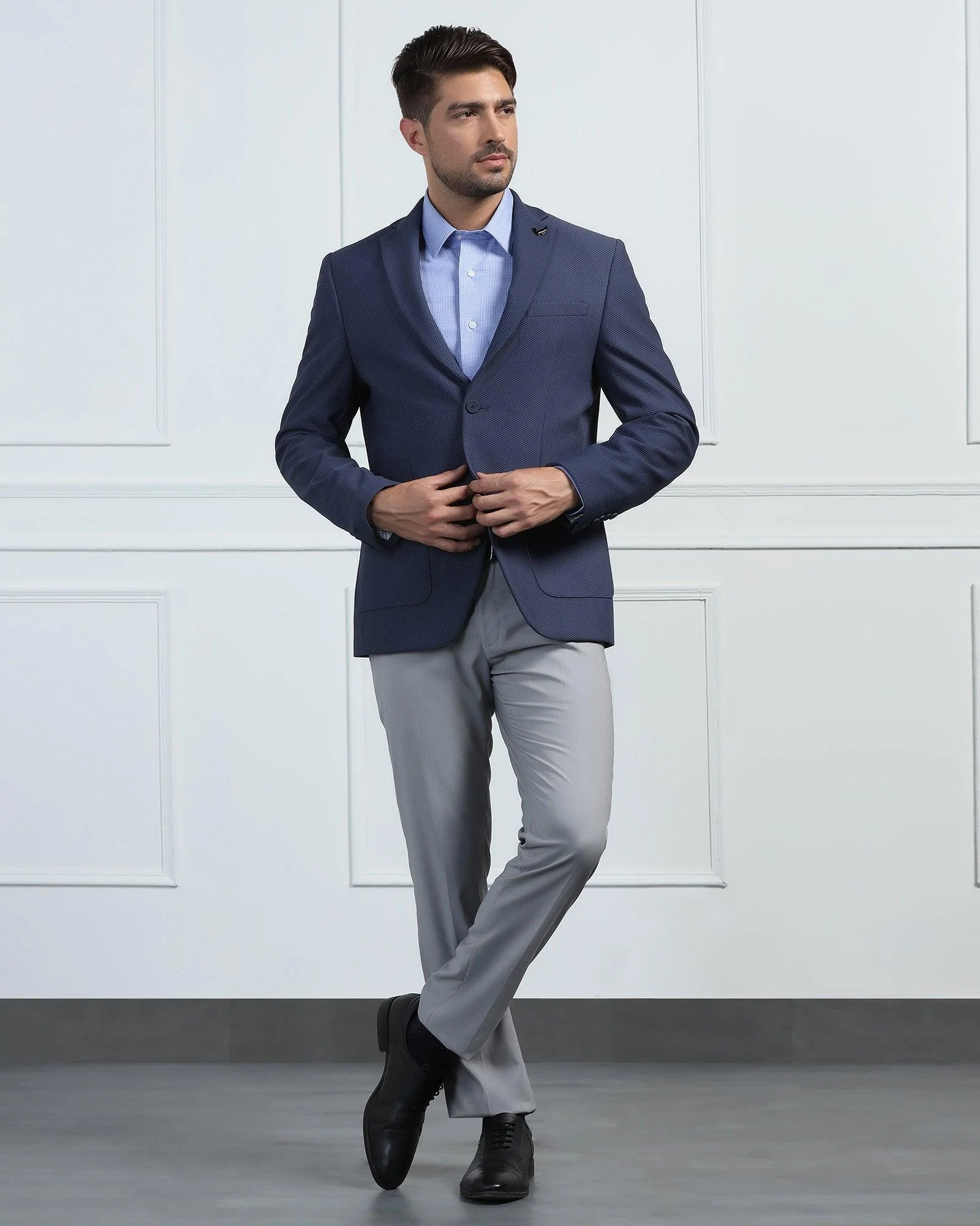 TechPro Formal Blue Textured Blazer - Renault - Image 3